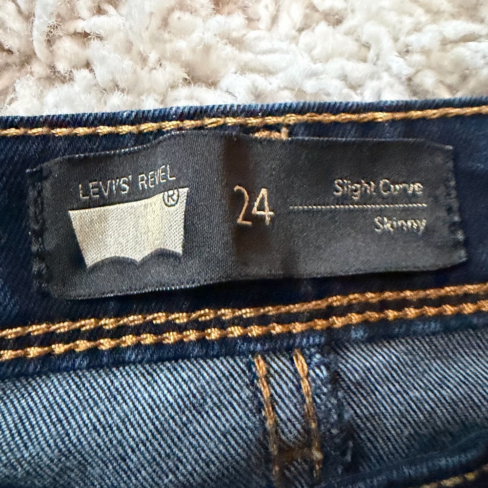 Levi's Women's Dark Blue cute solid stitching Skinny Jeans - Picture 6 of 8